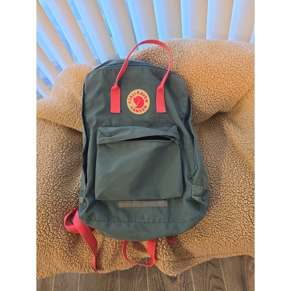 Fjallraven Kanken Backpack Frost Green Peach Pink